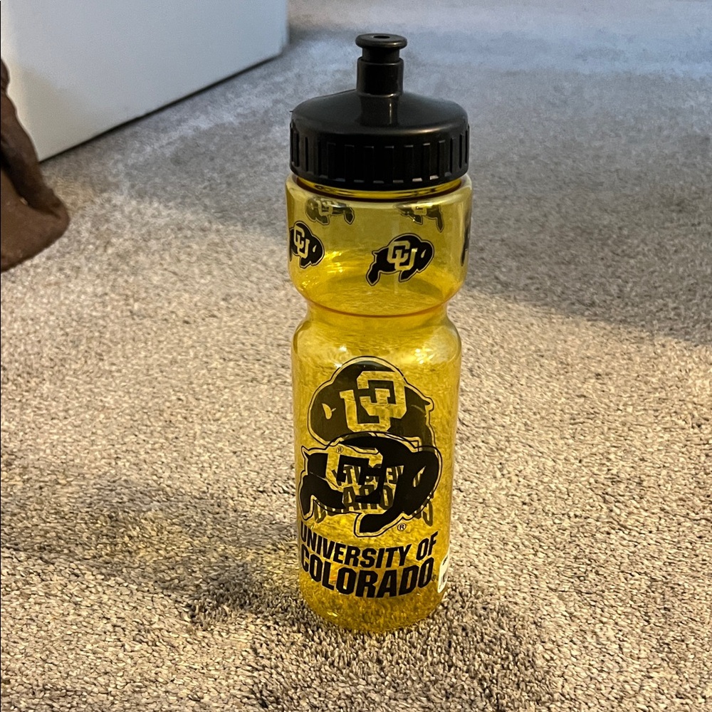 NWT - University of Colorado Yellow Sports Water Bottle